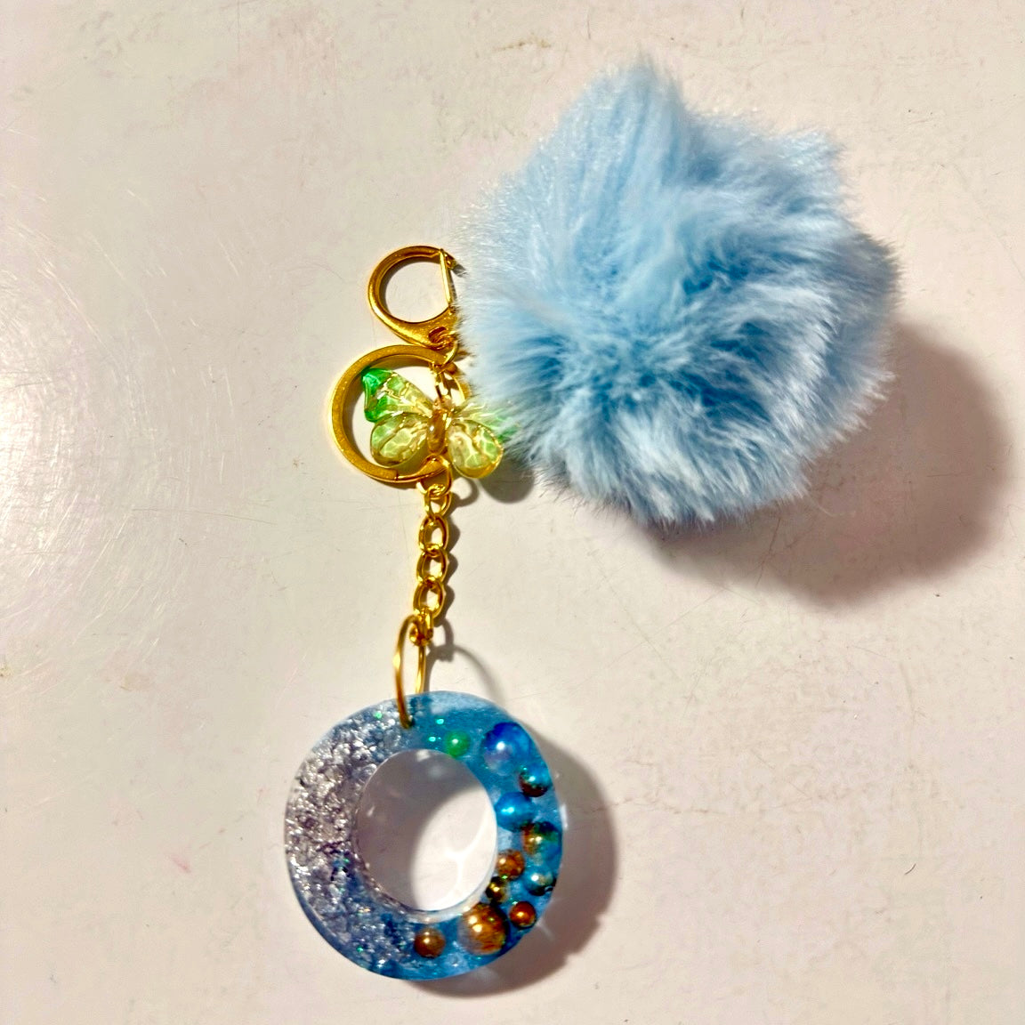 Llavero con Inicial D en Resina